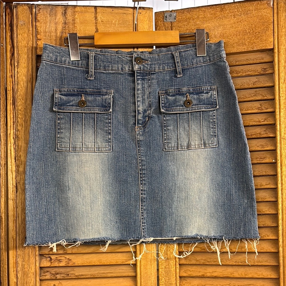 Y2K Distressed Fades Denim Mini Skirt